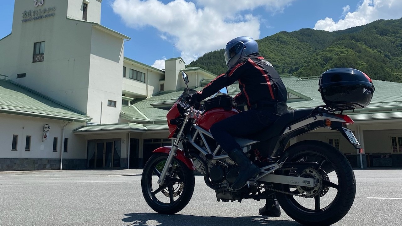 【ライダー＆サイクリスト応援2食付｜選べる和会席or洋食】屋根下駐車可！R152・R361への好立地