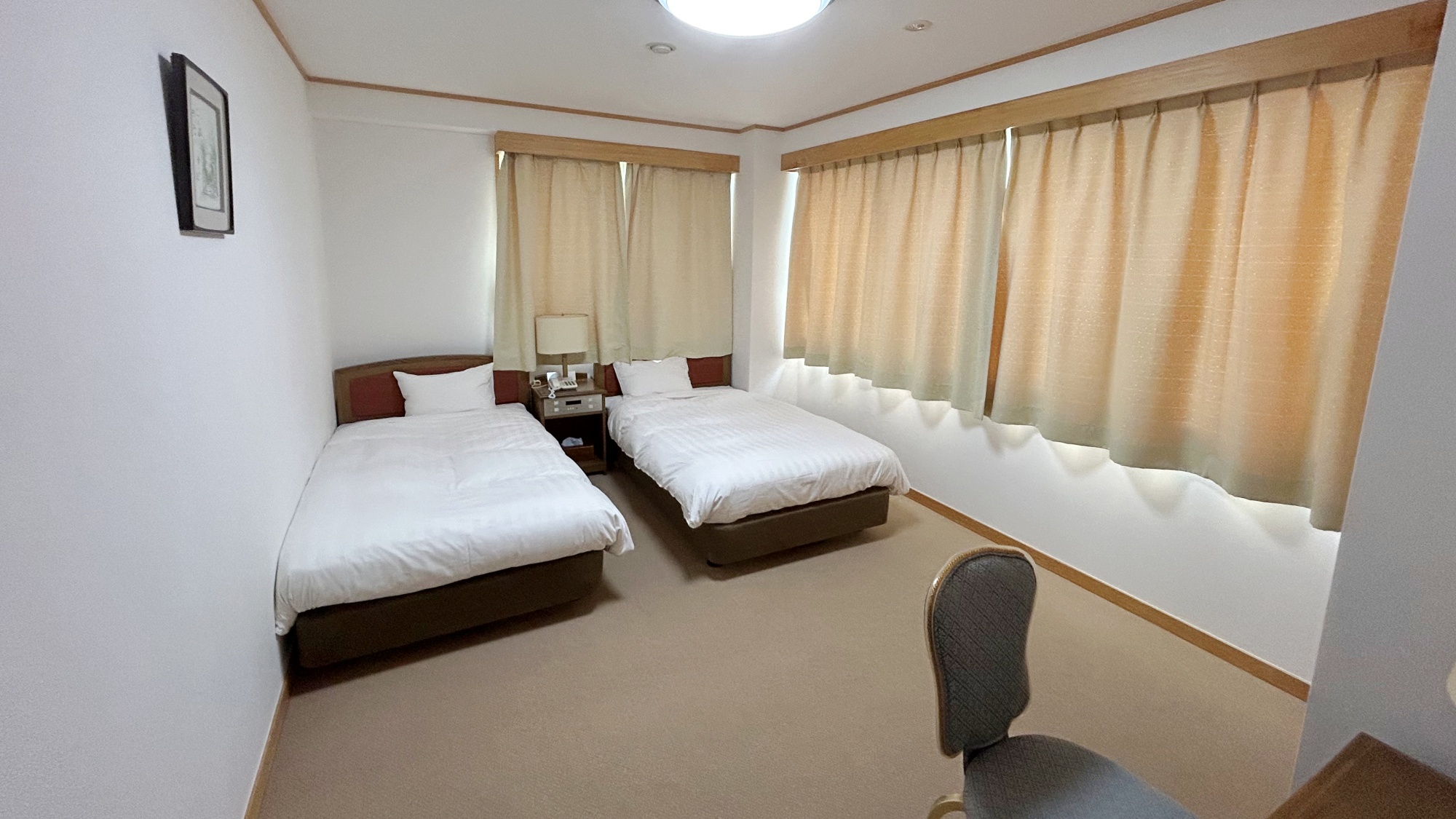 *【4F特別室】ツインの寝室は和室の奥にご用意。部屋が切り替わり、いろんな用途にお使いいただけます。