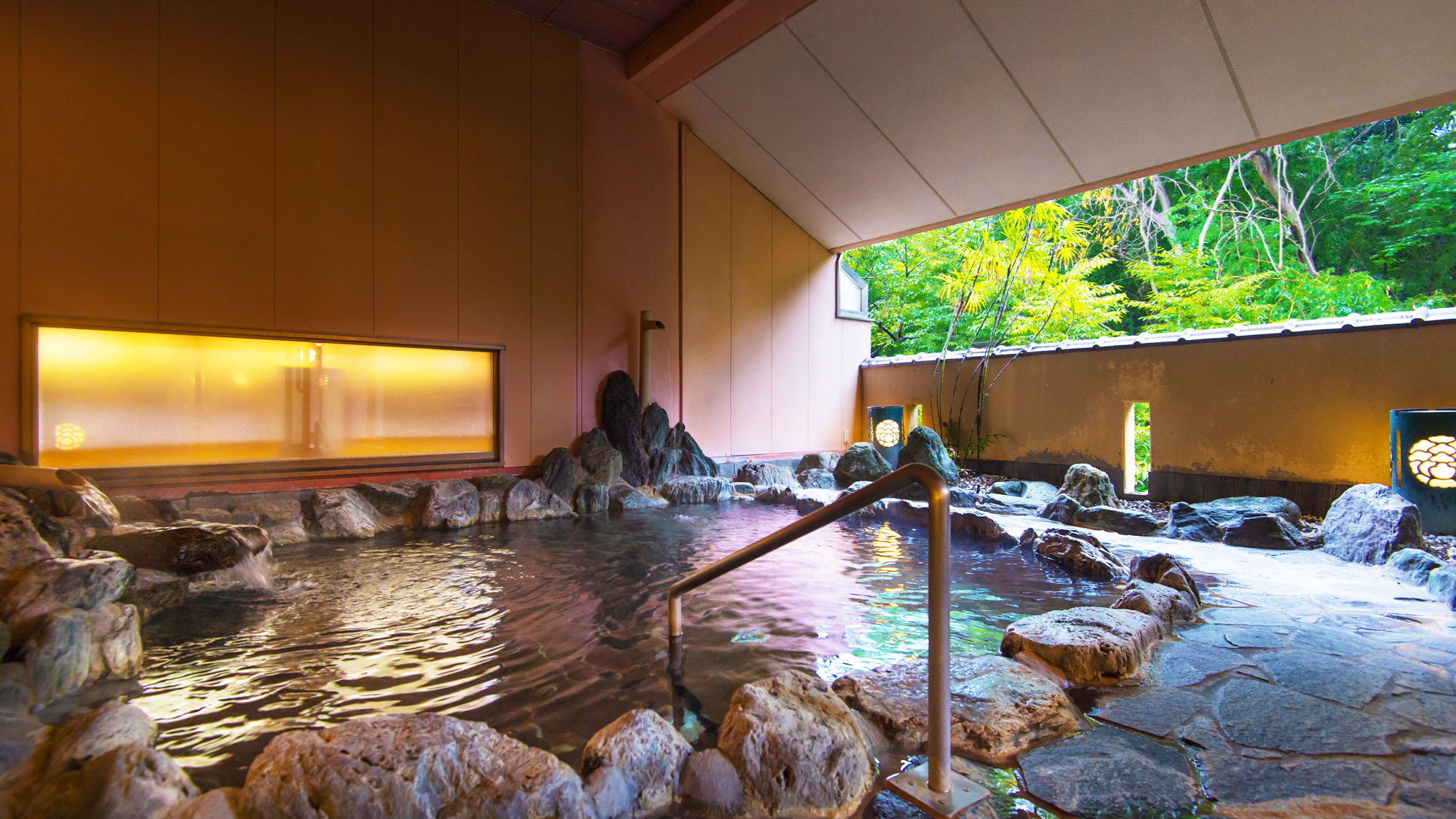 ■素泊まり■“エリア唯一”の＜源泉かけ流し温泉＞で湯ごり♪トロットロの＜美肌の湯＞を心行くまで満喫