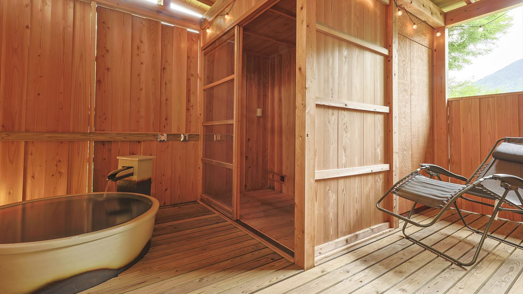 【サウナ付】コテージ｜3R＋ロフト・半露天風呂