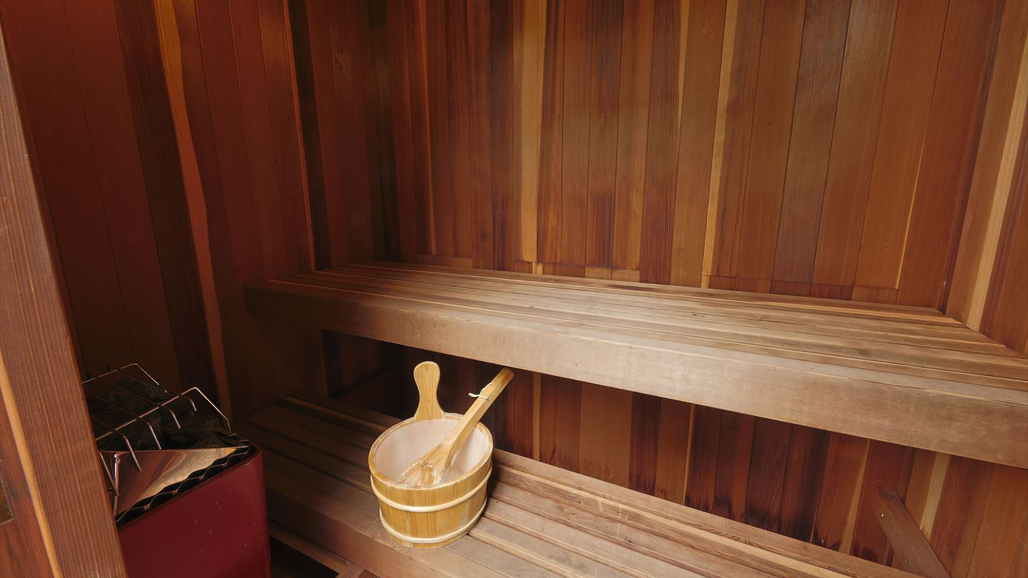 【サウナ・BBQガーデン付】コテージ｜2R・洋風露天風呂