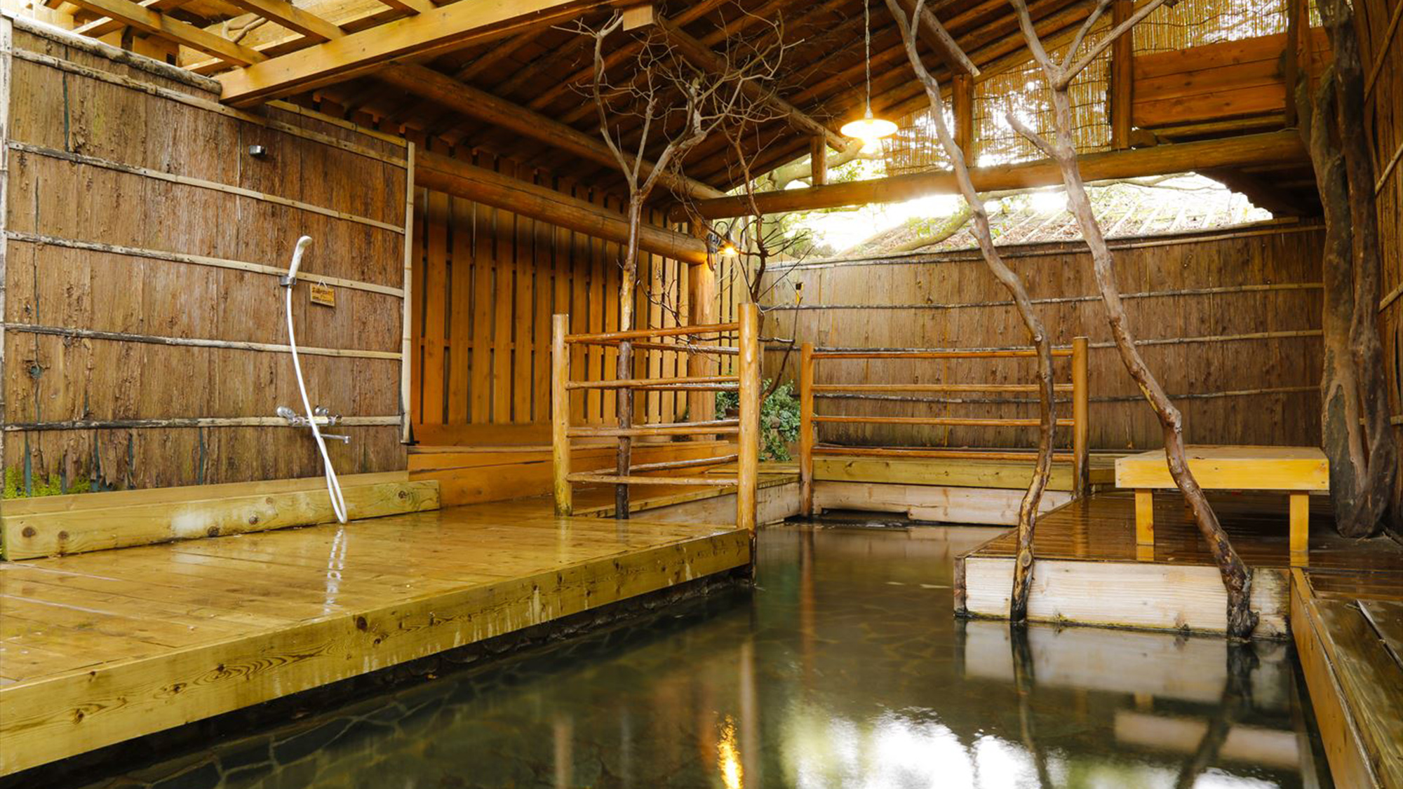 【貸切風呂｜木蓮】