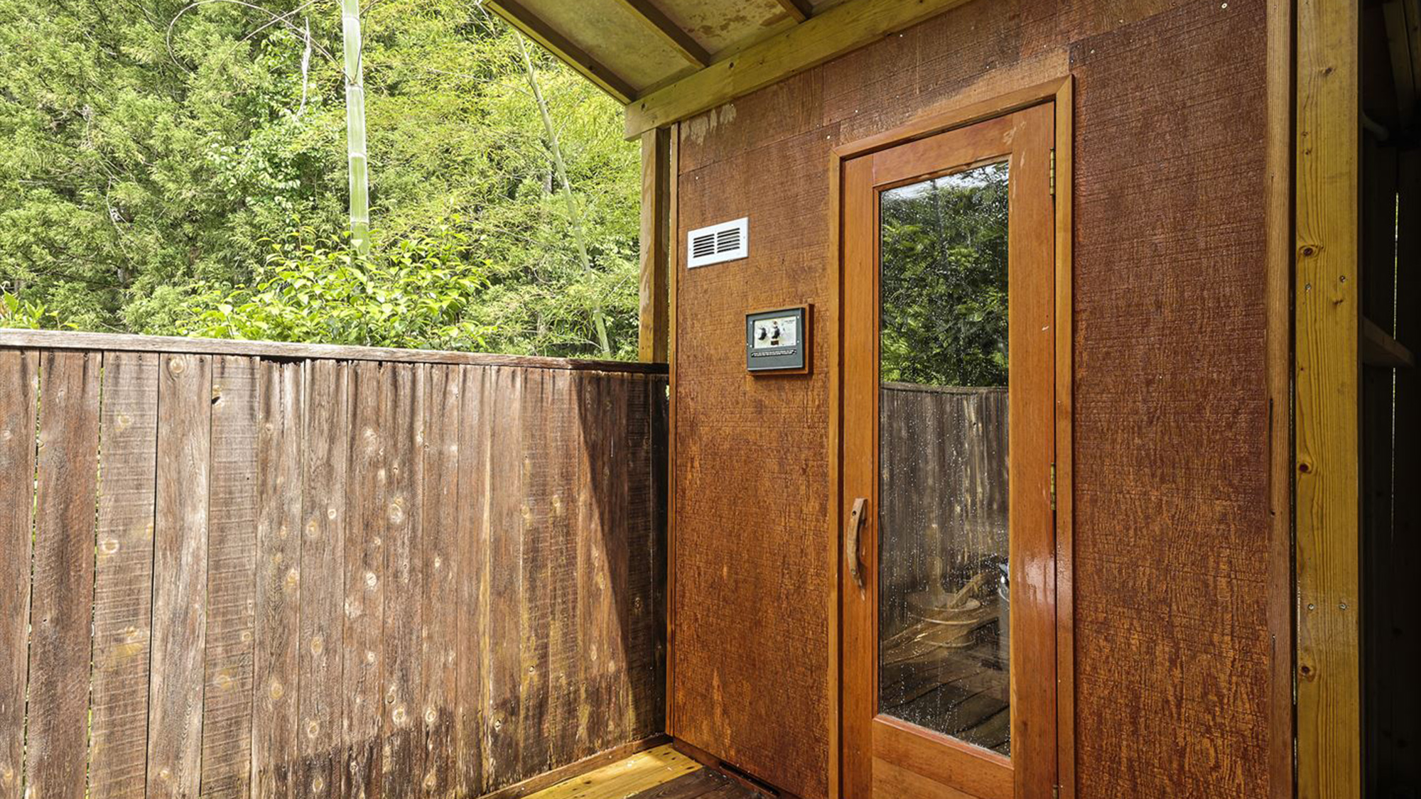 【サウナ・BBQガーデン付】コテージ｜2R・洋風露天風呂