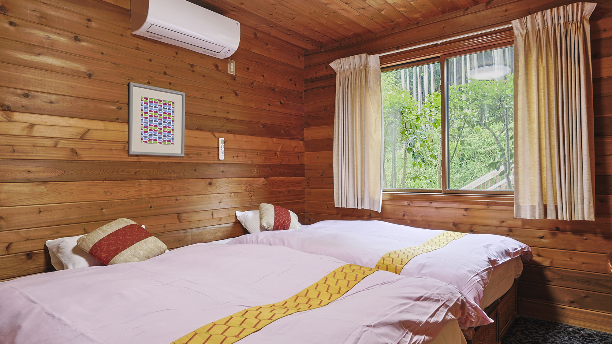 【ペットOK】コテージ｜3R＋ロフト・ジャグジー・ドッグラン