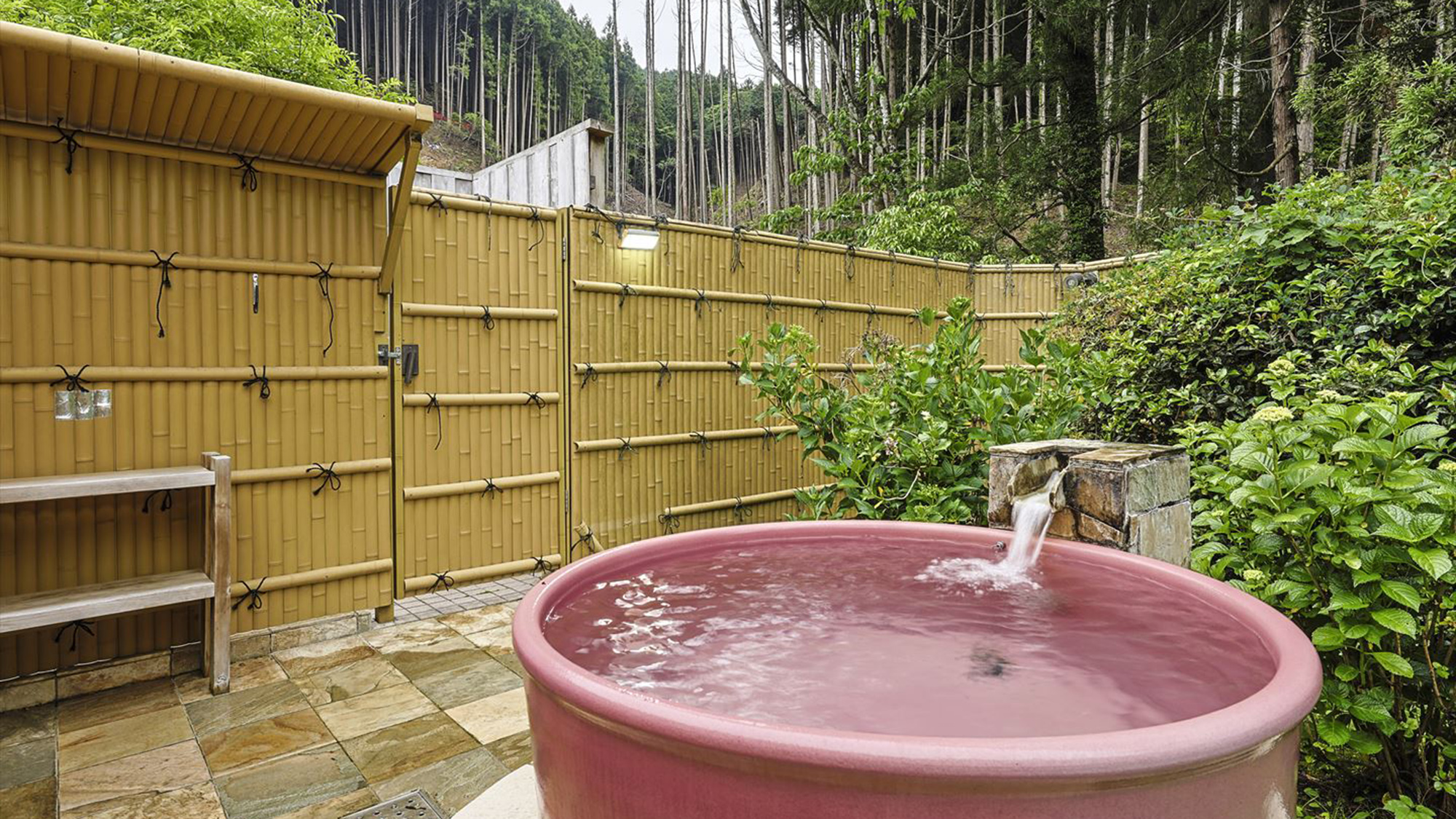 コテージ｜3R＋ロフト・露天風呂