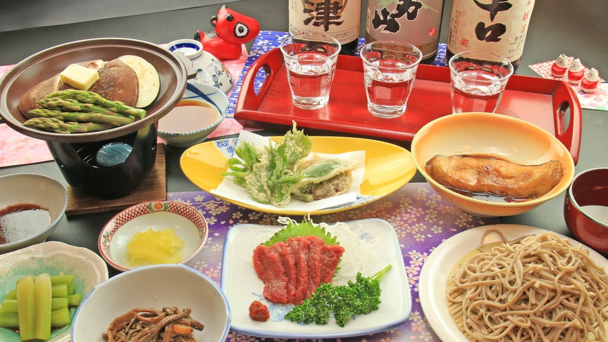◆南会津の地酒と女将の打つ手打ち蕎麦をお楽しみください