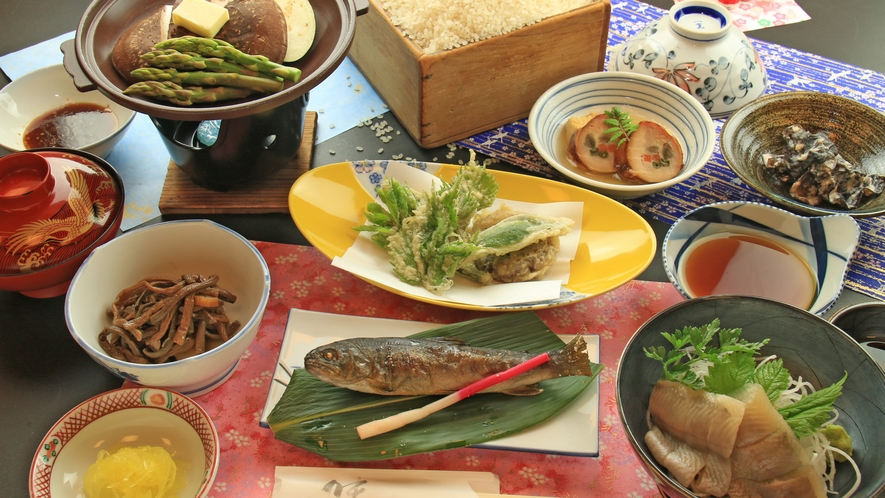 ◆【お食事】岩魚の刺身と塩焼きが堪能できる贅沢プラン