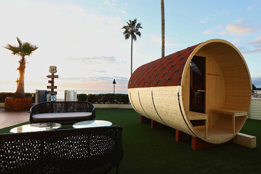 【1日1組限定】木のぬくもりと海風にととのう、サウナ付ステイ（夕朝食付）