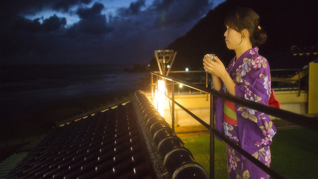 ★素泊まりプラン♪★“夕陽”と温泉”に癒されるシンプルステイ！モーニングコーヒーサービス