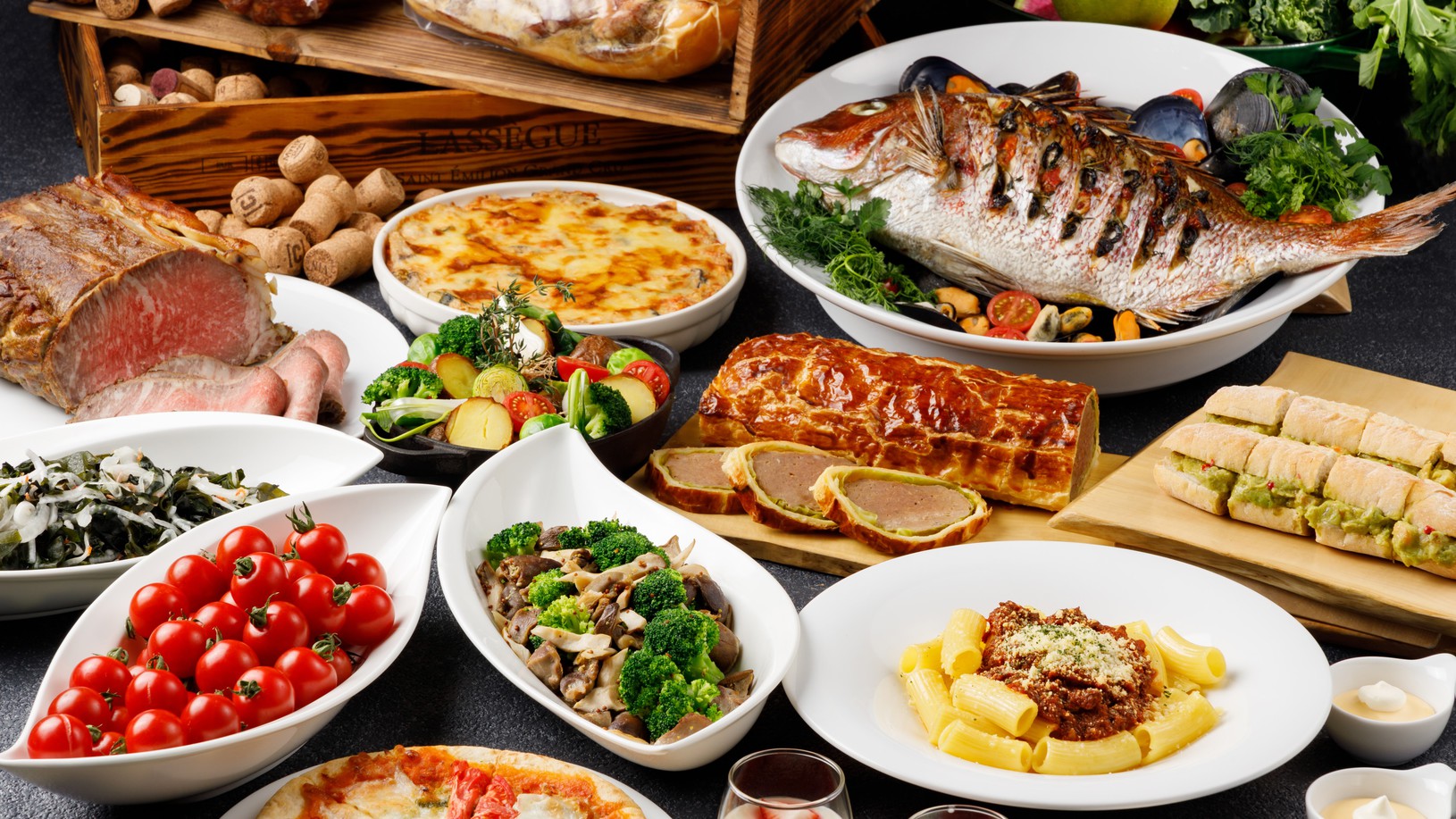 【夕朝食付】日曜・月曜限定　洋食ディナーブッフェ「ダイニング＆バージョバンニ」