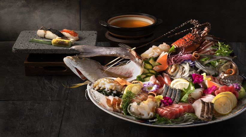 源泉の恵みと旬の生簀料理を味わう湯宿の寛ぎ【1泊2食】