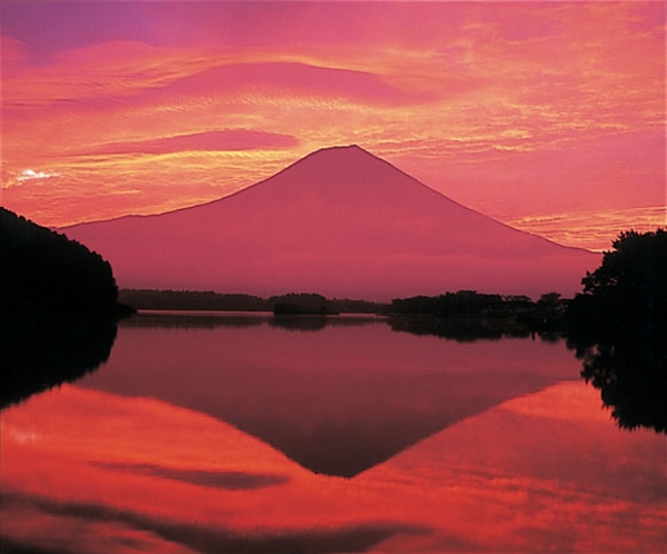 富士山　赤富士