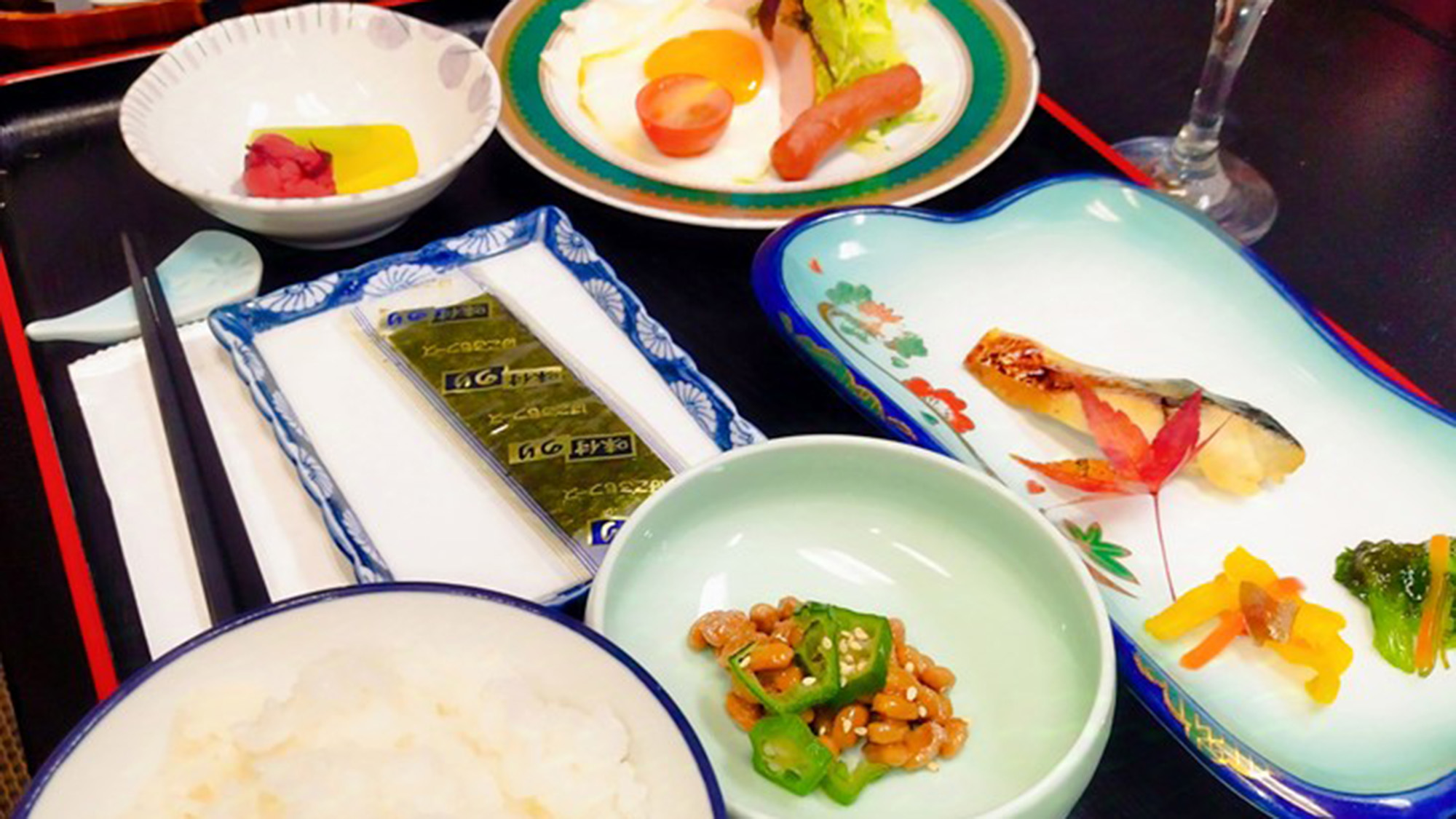 ・【朝食】彩り鮮やかな朝食をお召し上がりください