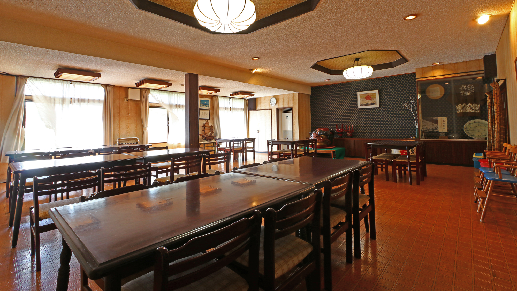 館内_ホール_お食事は夕食、朝食共にこちらでご提供いたします *