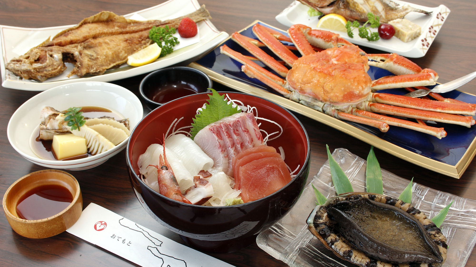 ★≪アワビ堪能≫プランのお料理一例です！※11月～3月はカニの大きさが控えめになります。