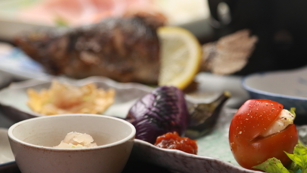 【夕食付】 一番人気の基本コース♪朝食がつかないからお仕事や登山での早出発に便利　（温泉入浴券つき）