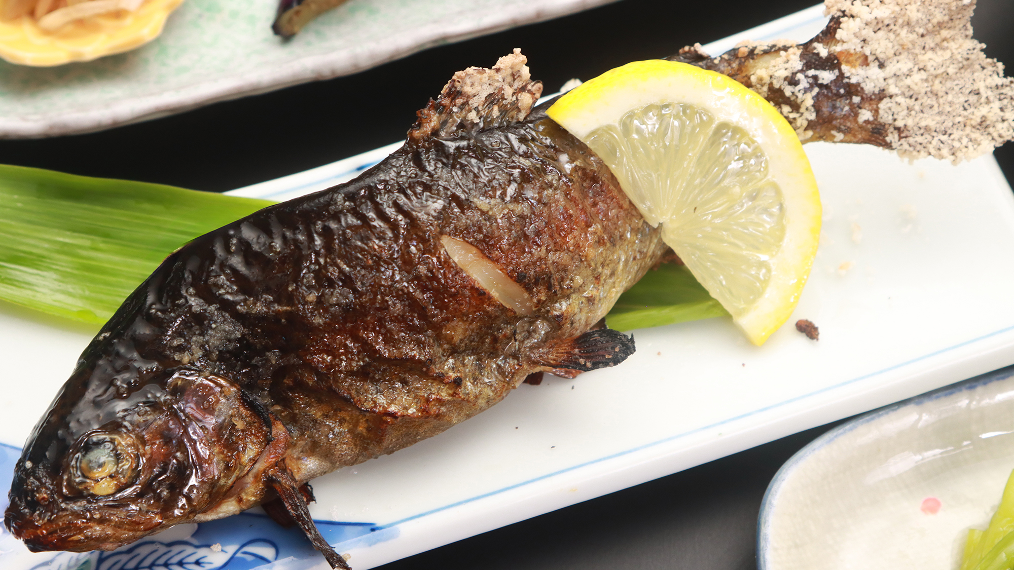 【料理】 夕食　虹鱒の塩焼き