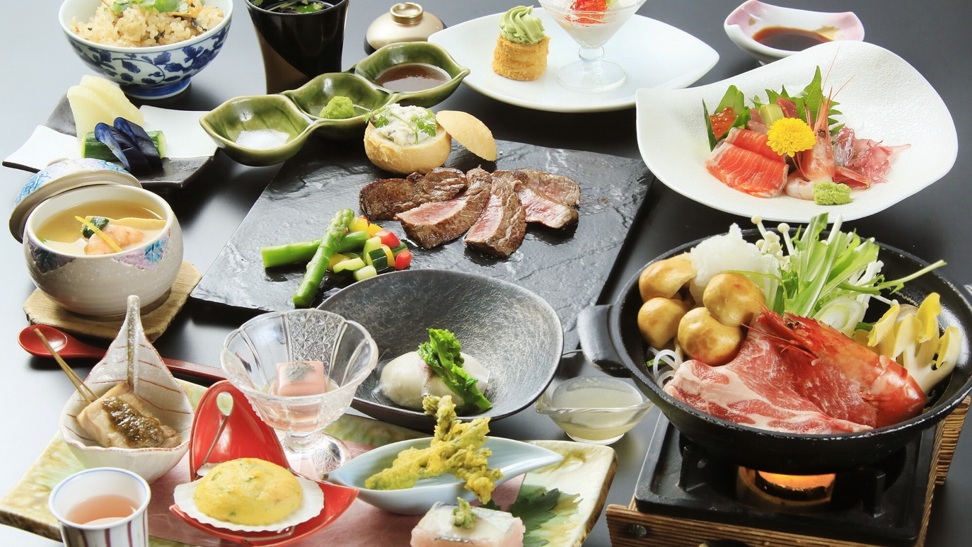 【基本・お食事処】夕食は大正ロマン風の会場で楽しむ熱々鉄板焼和食コース料理♪