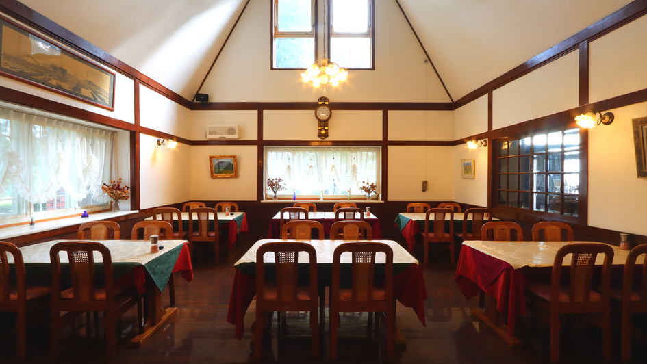 ★スイートルーム★メインは『あか牛のヒレ肉』で贅沢に！妥協なしの料理を堪能する★創作コース料理