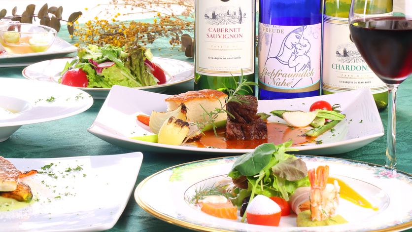 ★スイートルーム★メインは地元ブランド『あか牛（もも肉）』！妥協なしの料理を堪能する★創作コース料理