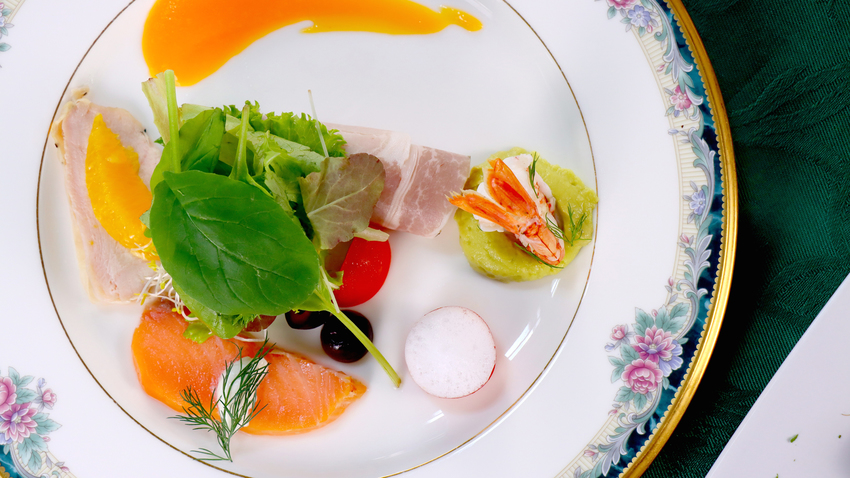 ★スイートルーム★メインは地元ブランド『あか牛（もも肉）』！妥協なしの料理を堪能する★創作コース料理