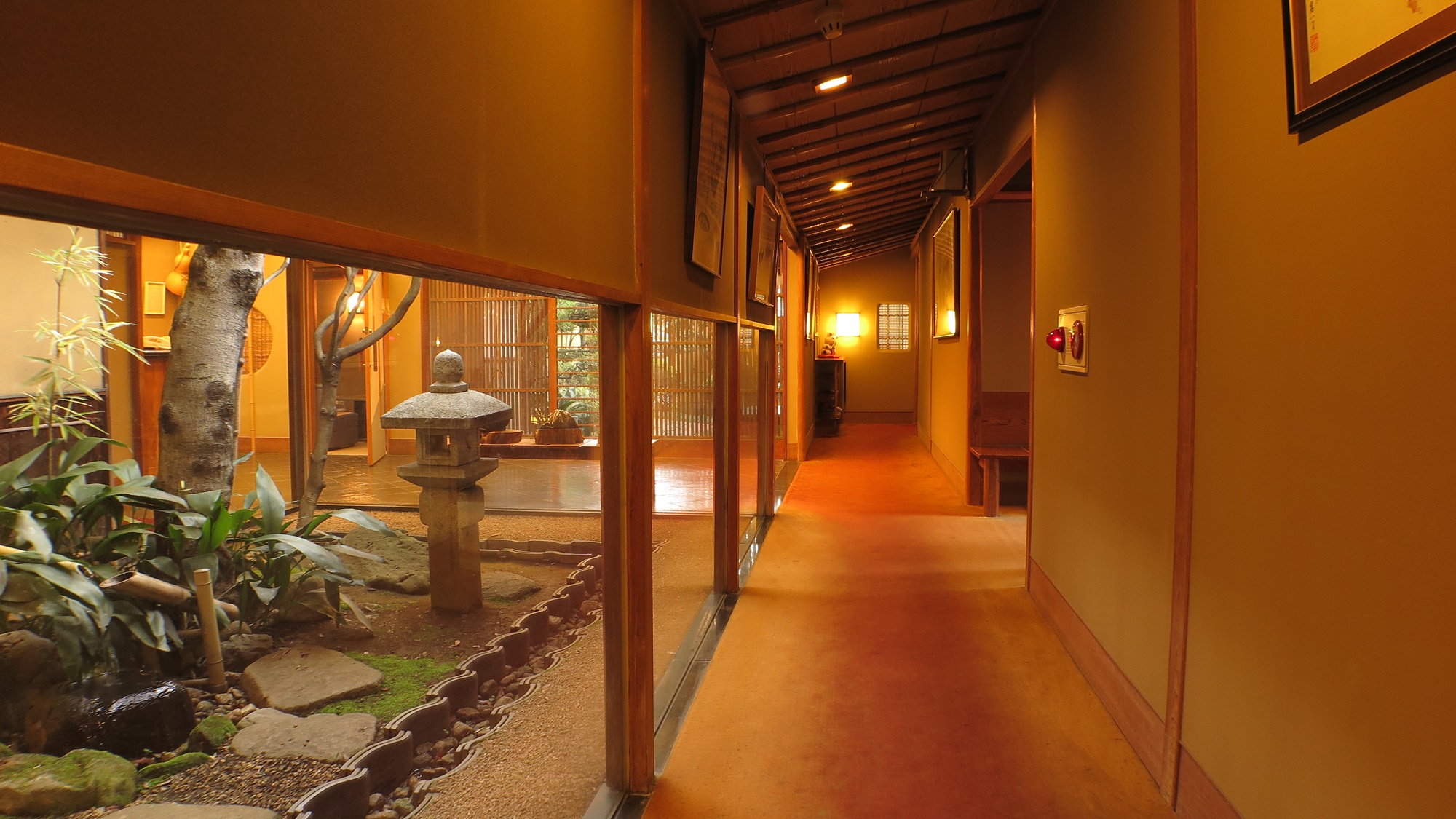 *【館内】三世代家族旅行やグループ、合宿、ご商談や結納など、どうぞお気軽にご相談下さい。