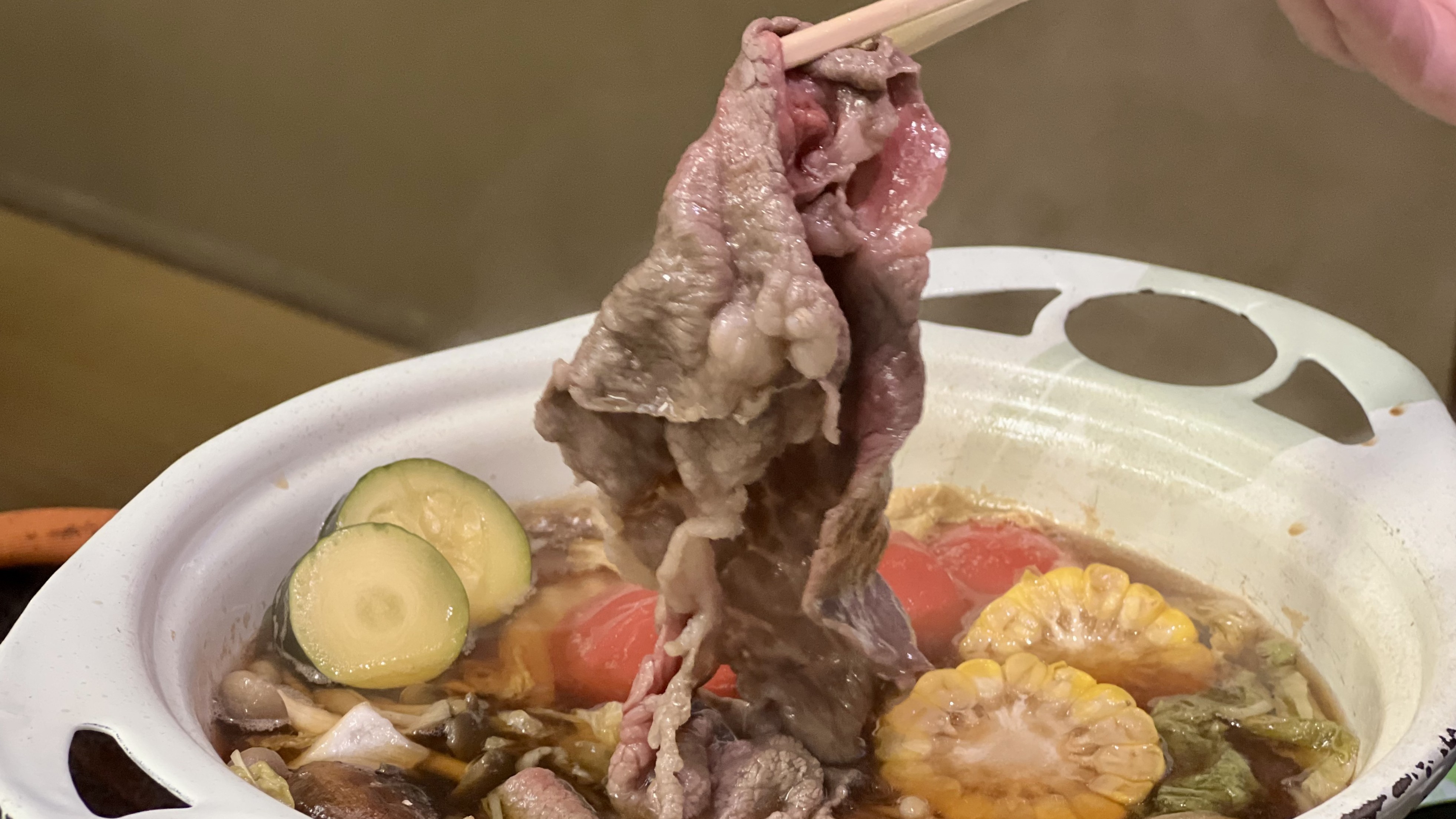 □夕食　鍋物一例（※仕入れや季節によってメニューが変動します）