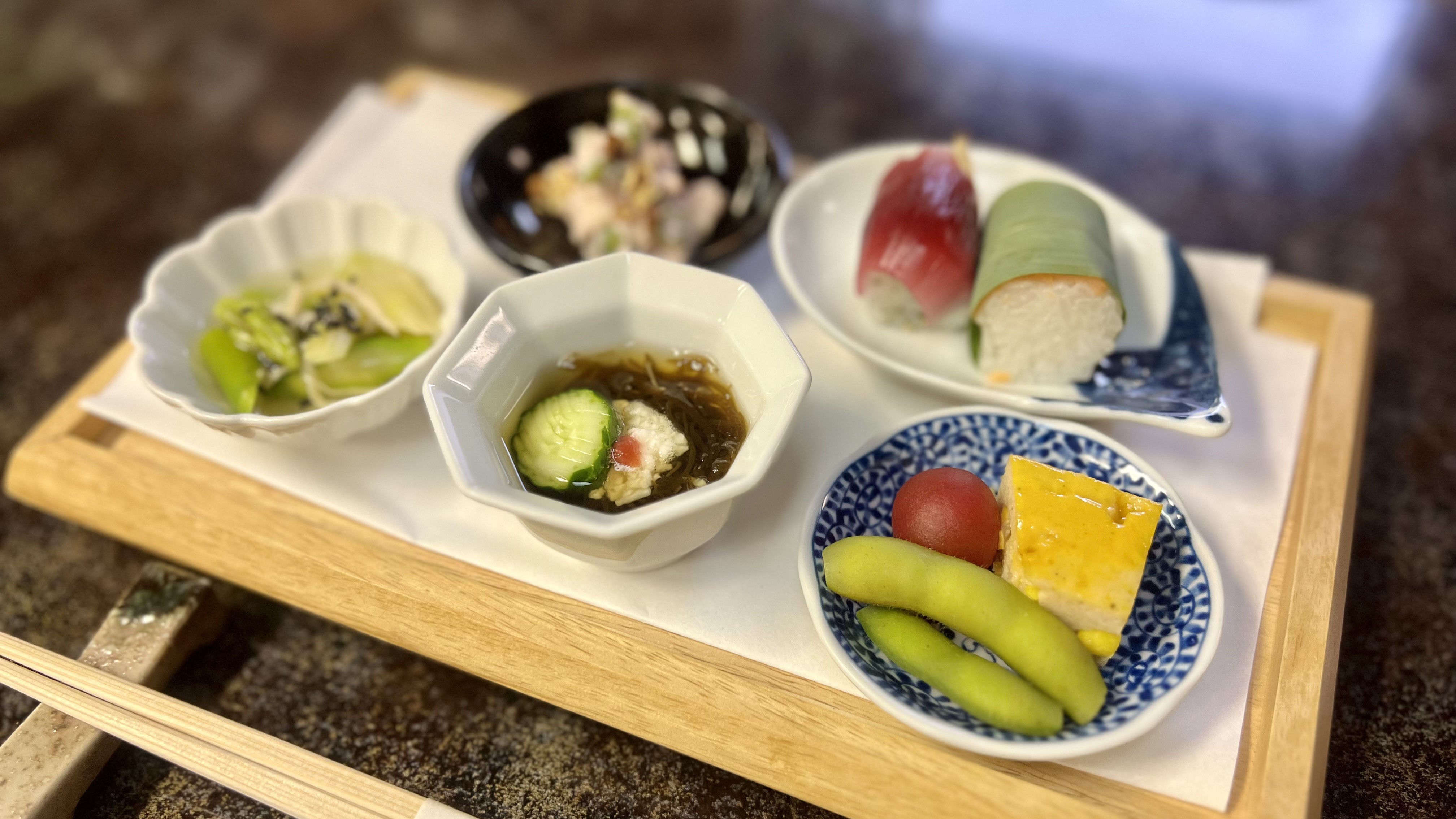 □夕食　前菜一例（※仕入れや季節によってメニューが変動します）