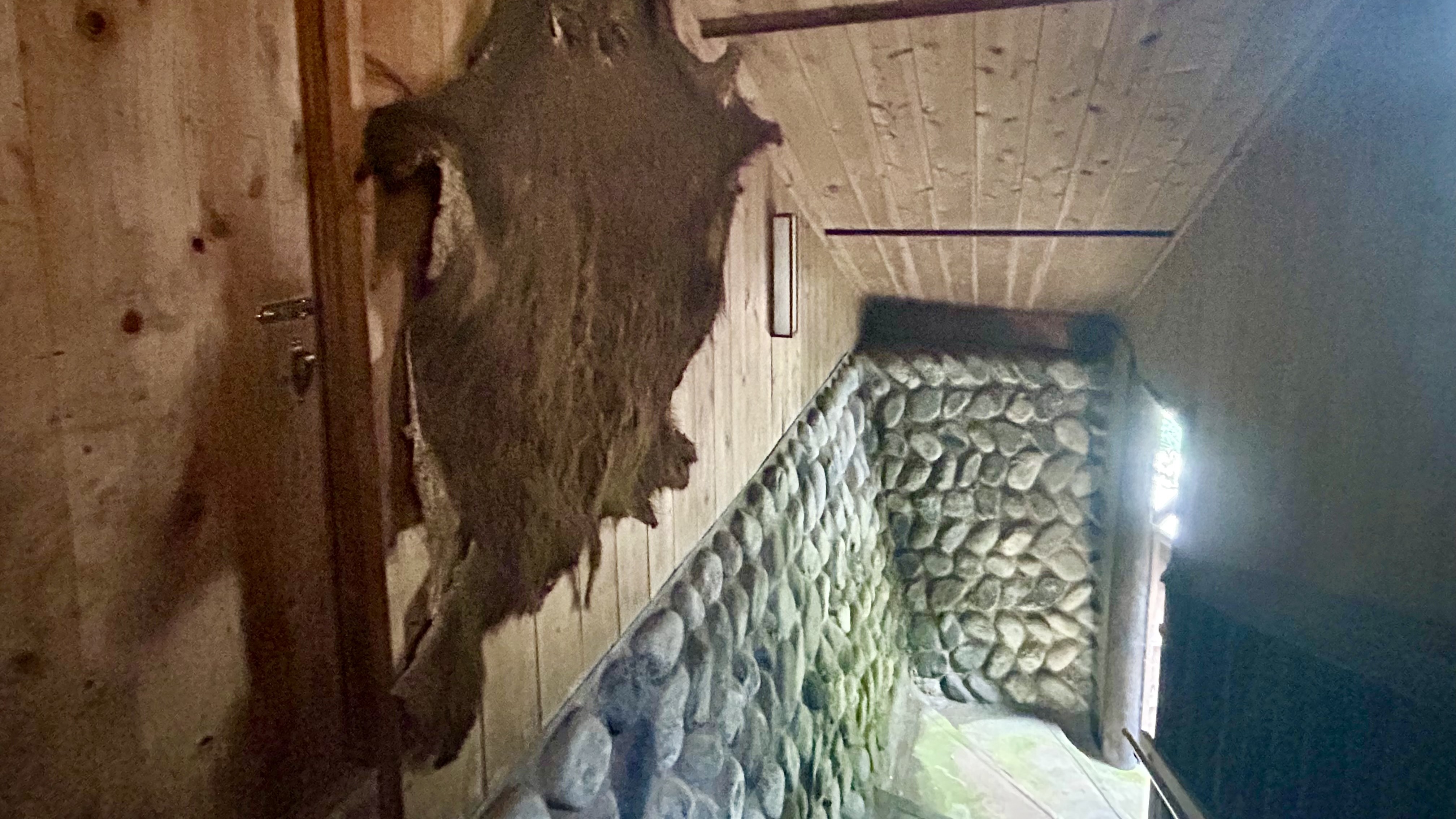 □客室　離れ2階 - 浅間（アサマ）階段