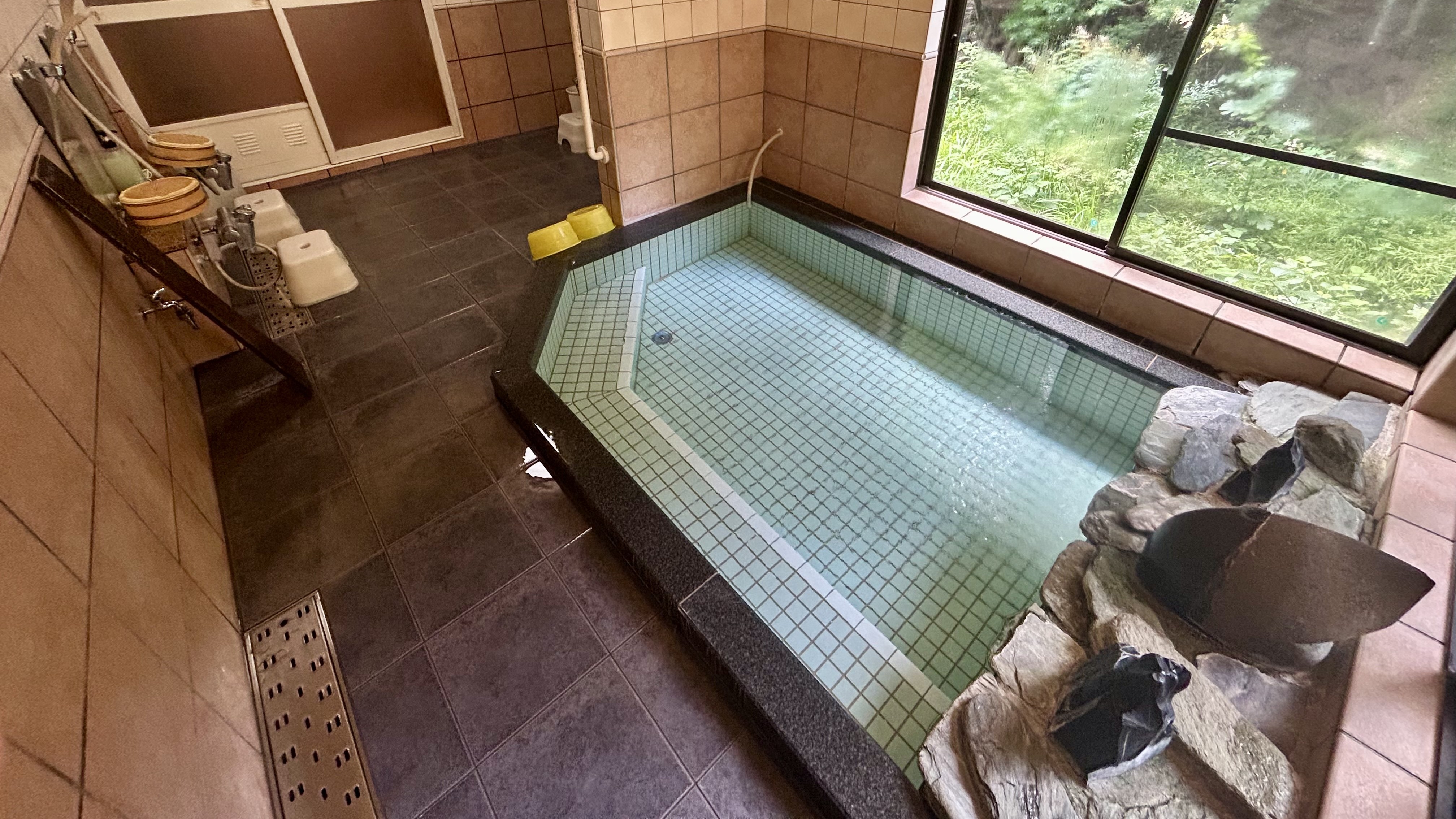 □温泉　女湯（内湯）