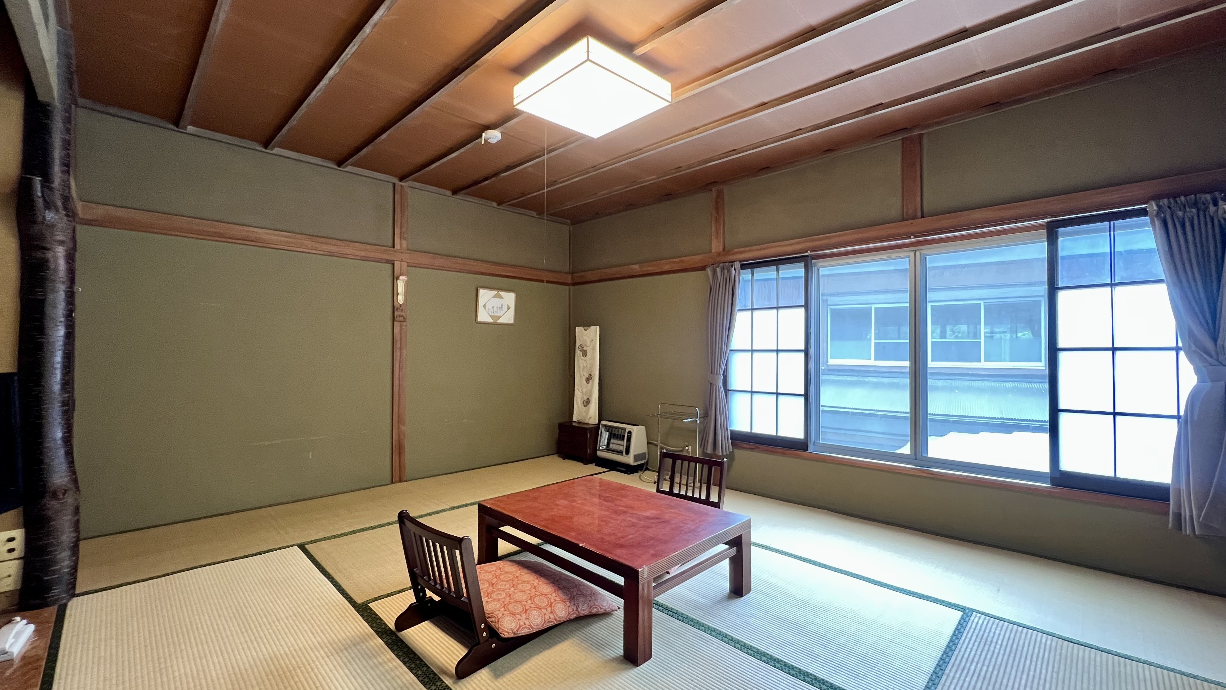 □客室2階奥 - 芦（アシ）※予約時のお部屋指定などは空き状況により異なるため確約不可