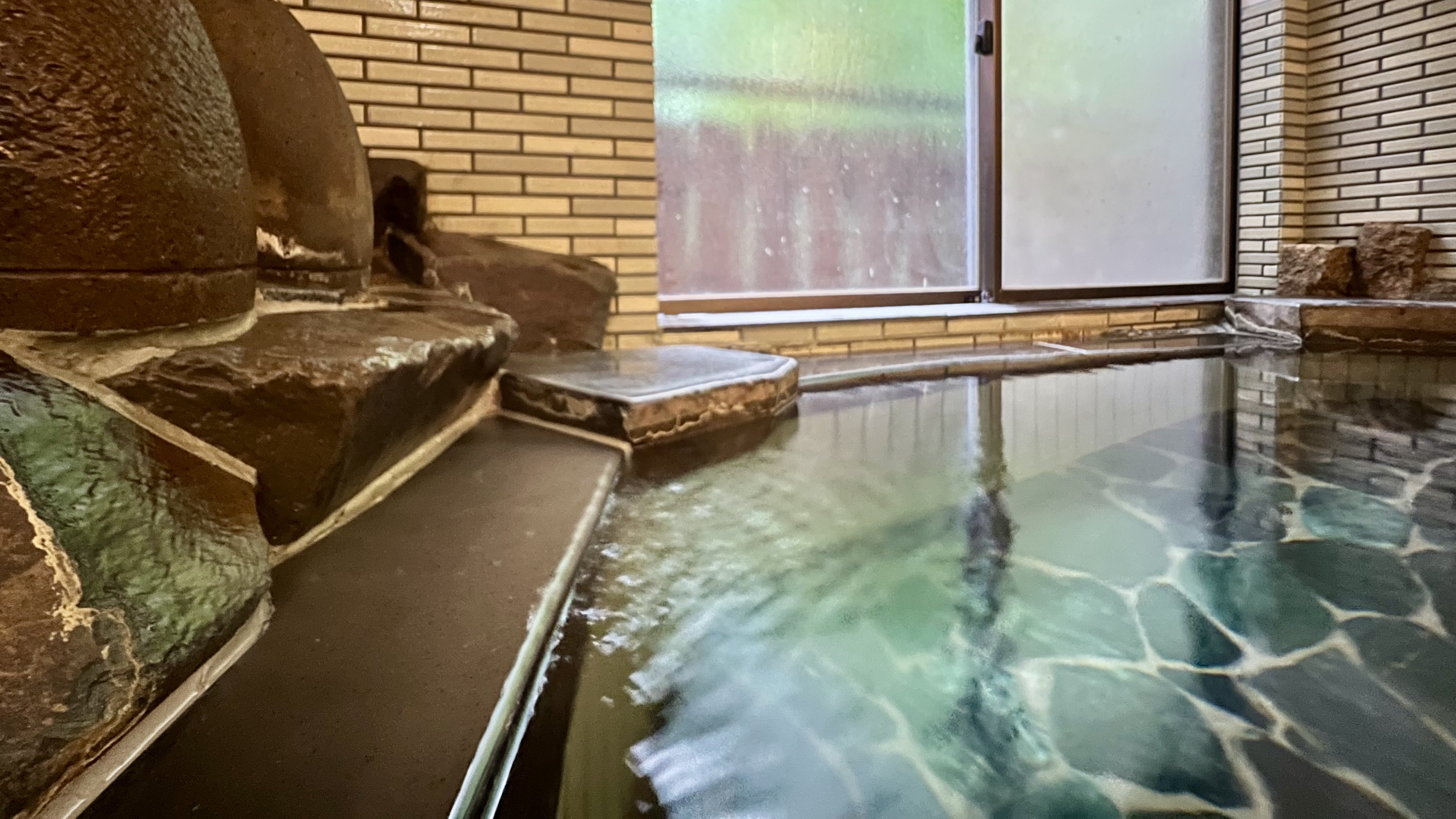 □温泉　男湯（内湯）