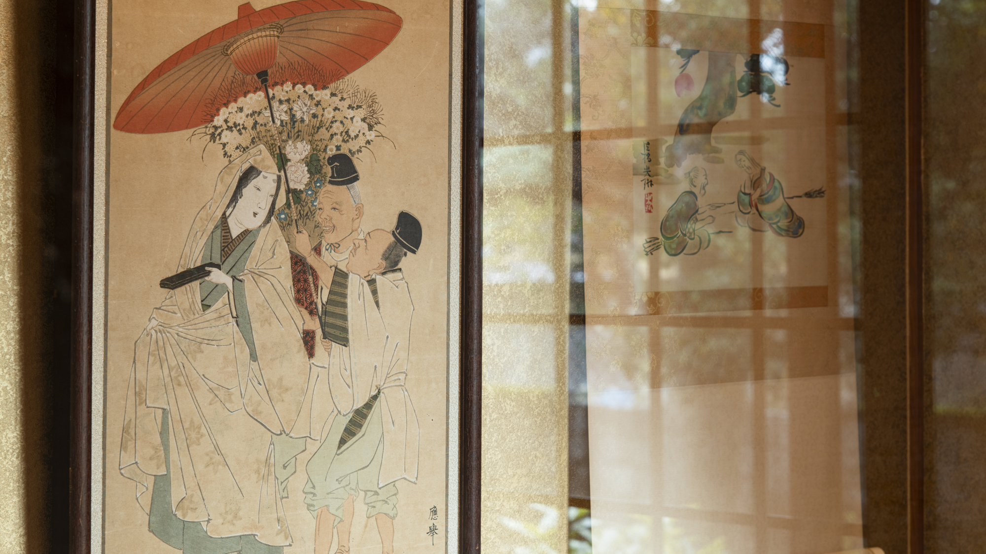 *ロビー／風情漂う数々の装飾品が飾られ、さながら美術館のようです。