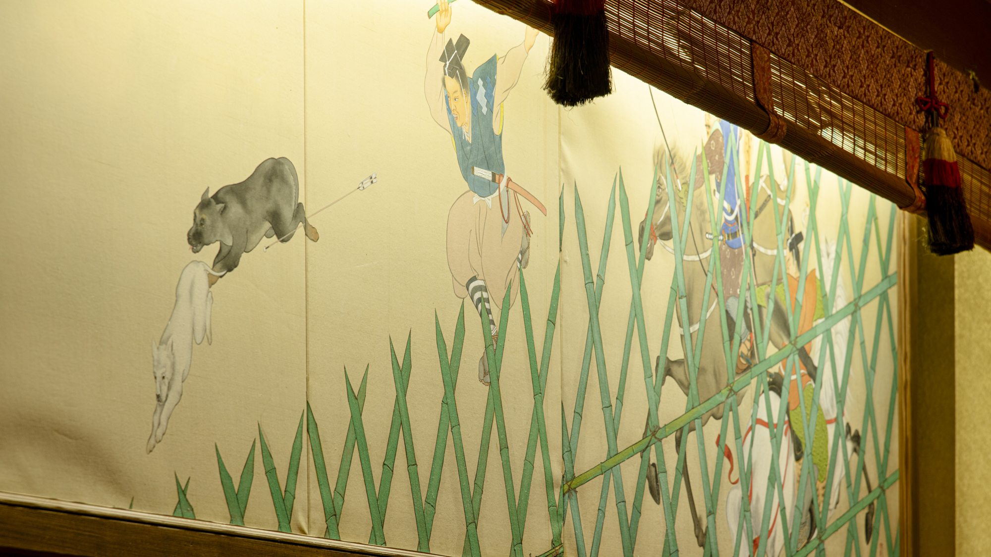 *ロビー／風情漂う数々の装飾品が飾られ、さながら美術館のようです。