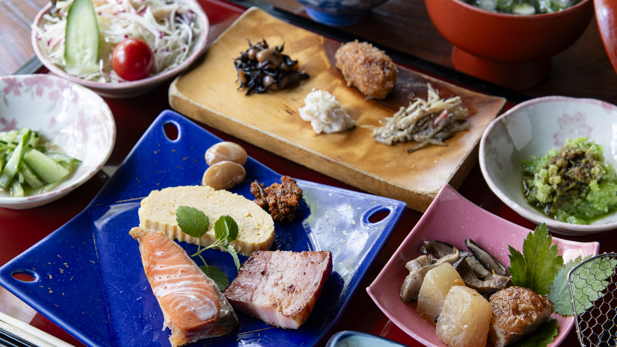 *朝食一例／健康的な和朝食の朝ごはん 一日を元気にスタート！