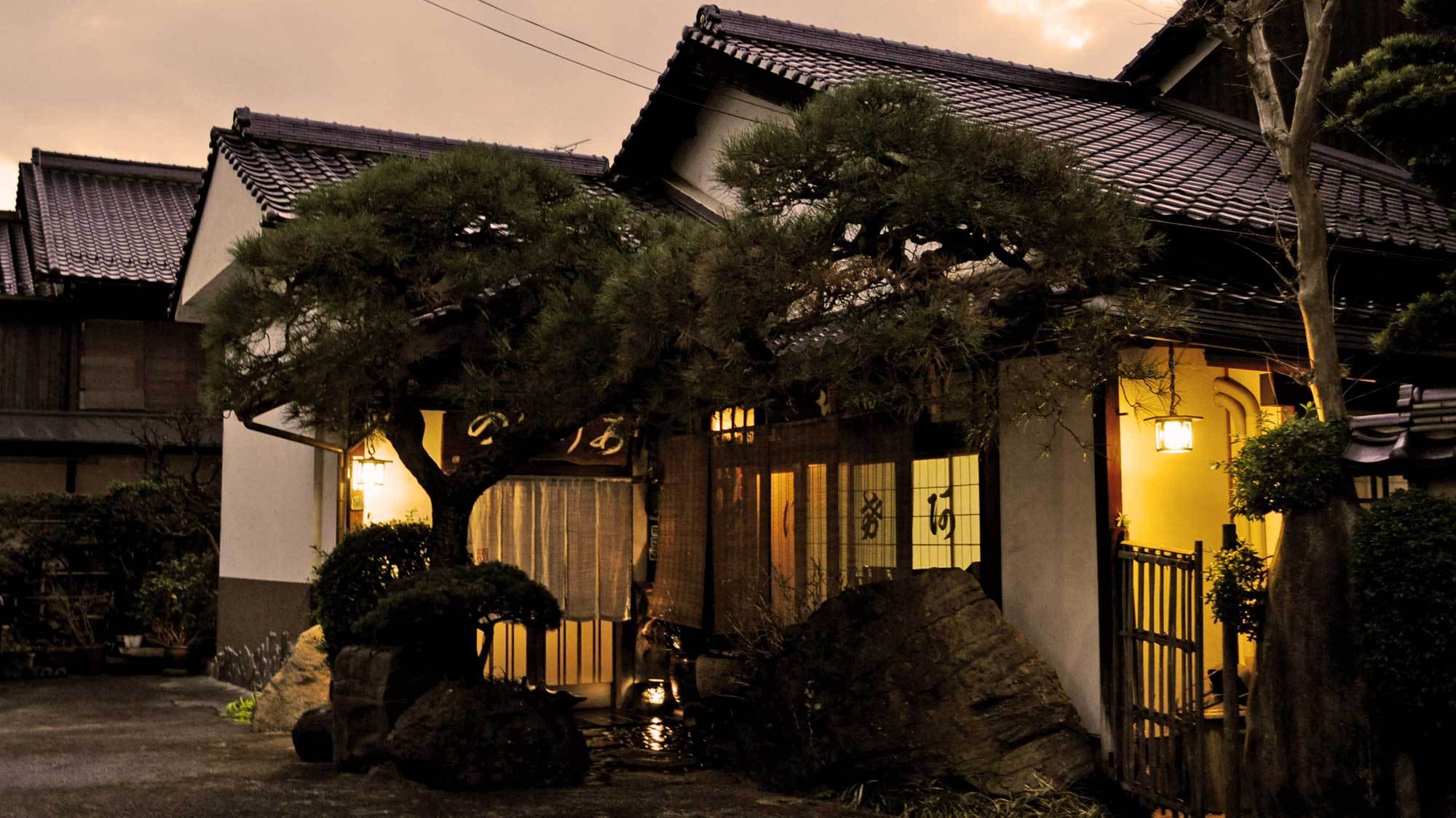 【冬季限定・当館名物！かも鍋】冬の代名詞・旨味を味わい尽くす＜夕朝2食付き・かも鍋プラン＞