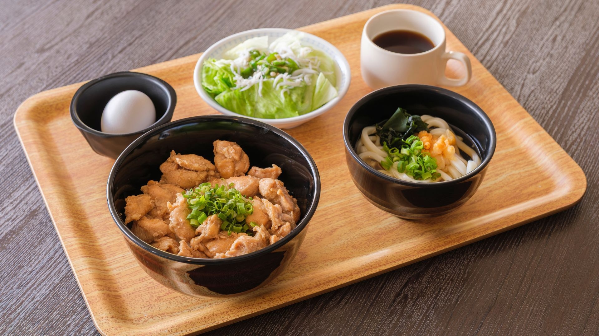 【楽パック★スペシャル】朝食リニューアル！うどんブッフェやご当地B級グルメ「かしわバター丼」／朝食付