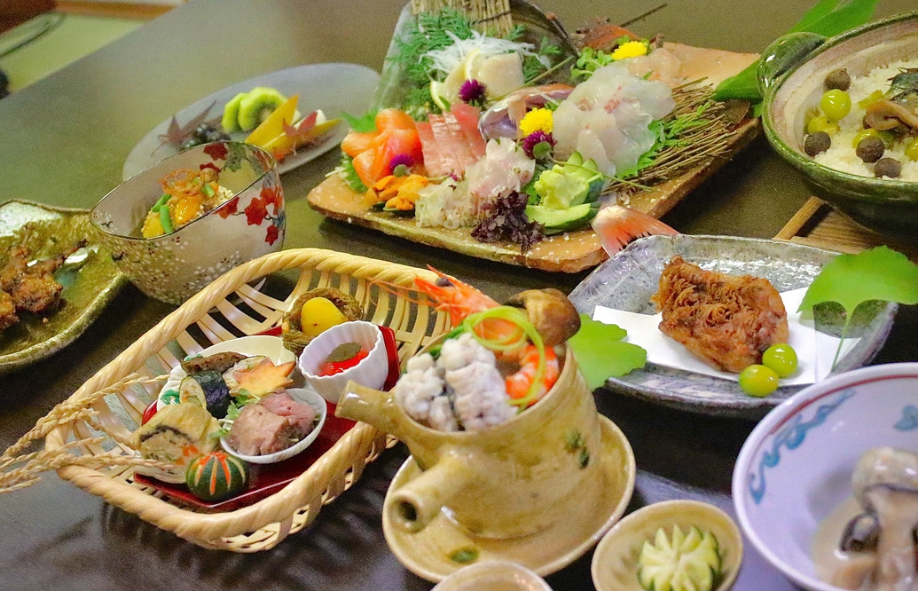 【季節のおすすめ会席】2026年秋／松茸土瓶蒸し、フォアグラ、むかごの炊き込みご飯等をどうぞ