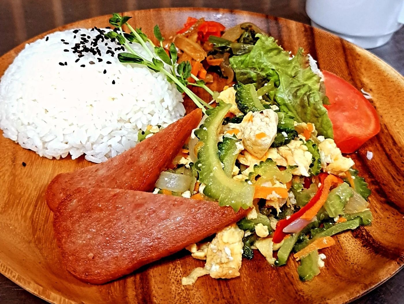 【駐車場無料】ビジネスや観光に☆スタンダードプラン（朝食付）〜宮古島の自然と海と街並みが見渡せる宿〜