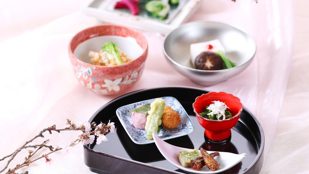 【3・4月限定】季節の和会席ディナー＆ご朝食（1泊2食・特典付き）