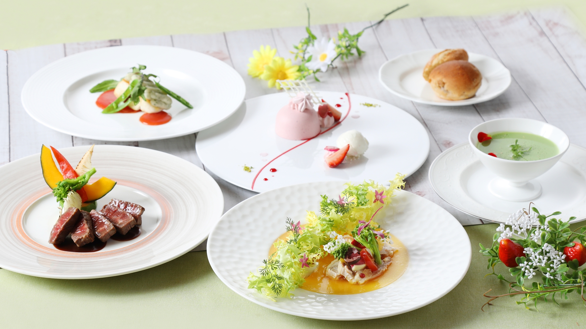 3/1(日)～4/30(木)　プティ・フルール