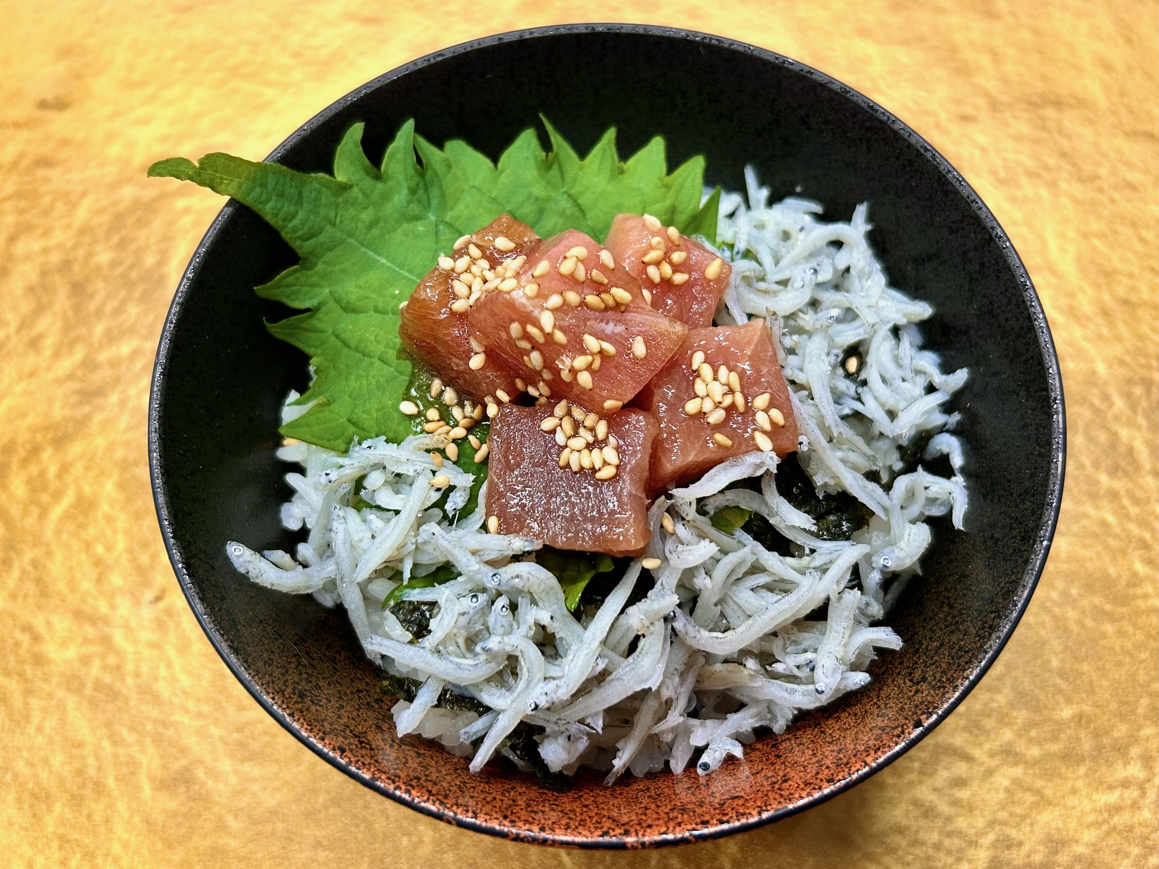 【期間限定】しらすまぐろ漬け丼