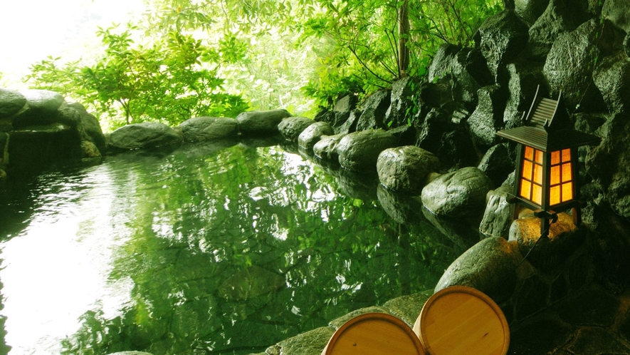 客室温泉露天風呂【まめの間】