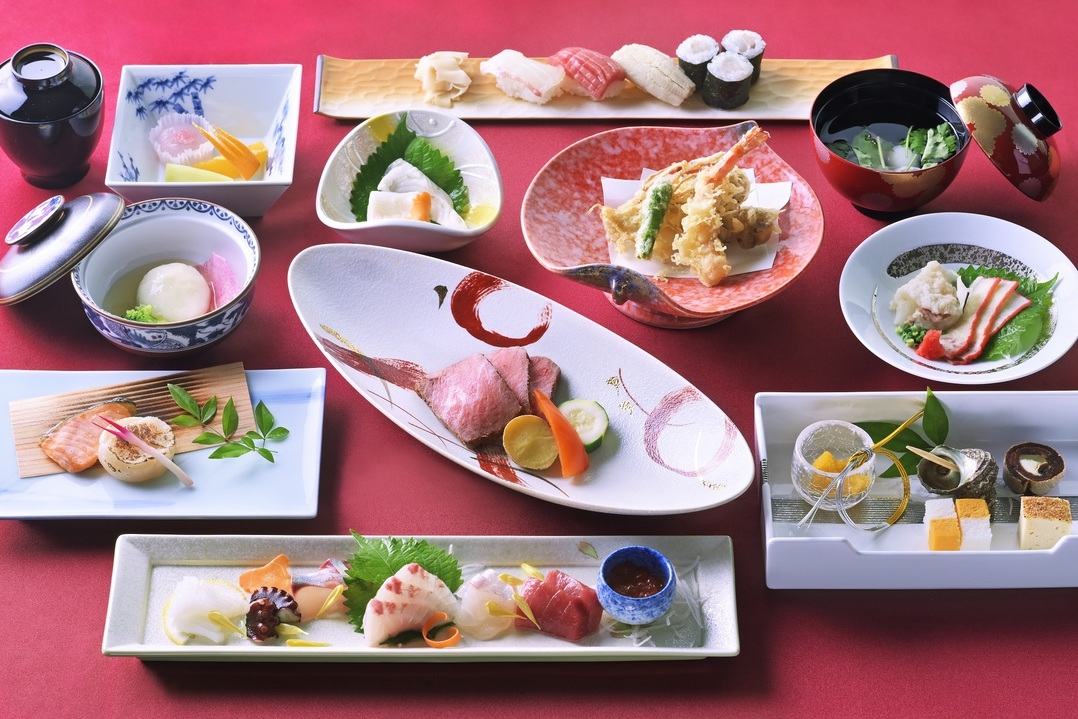 【年末年始限定】日本料理「綵」（あやぎぬ）で年末年始特別料理☆16：00スタート【1泊2食】