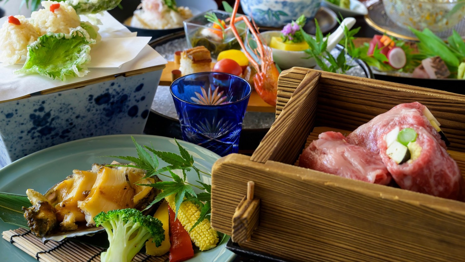 【楽天トラベルサマーSALE】ワンランク上の美食ステイ〜贅沢メイン料理を選択＜プレミアム味覚会席＞