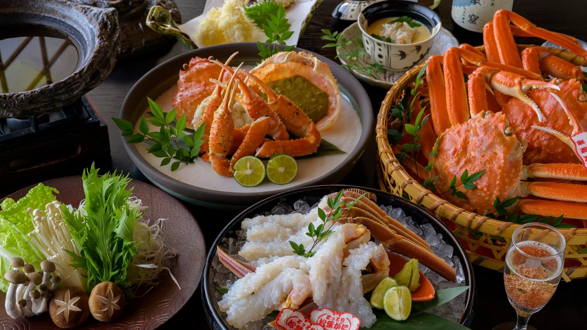 【活蟹極み会席】蟹刺し・蟹しゃぶ・焼き蟹など「本松葉蟹」のフルコースに冬の山陰 贅沢尽くし。 写真