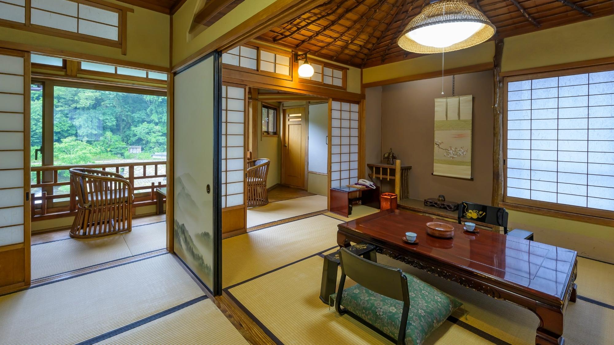 お2人でご利用頂くには十分な空間。のんびりと旅のお疲れを癒しお寛ぎくださいませ【南天の間】