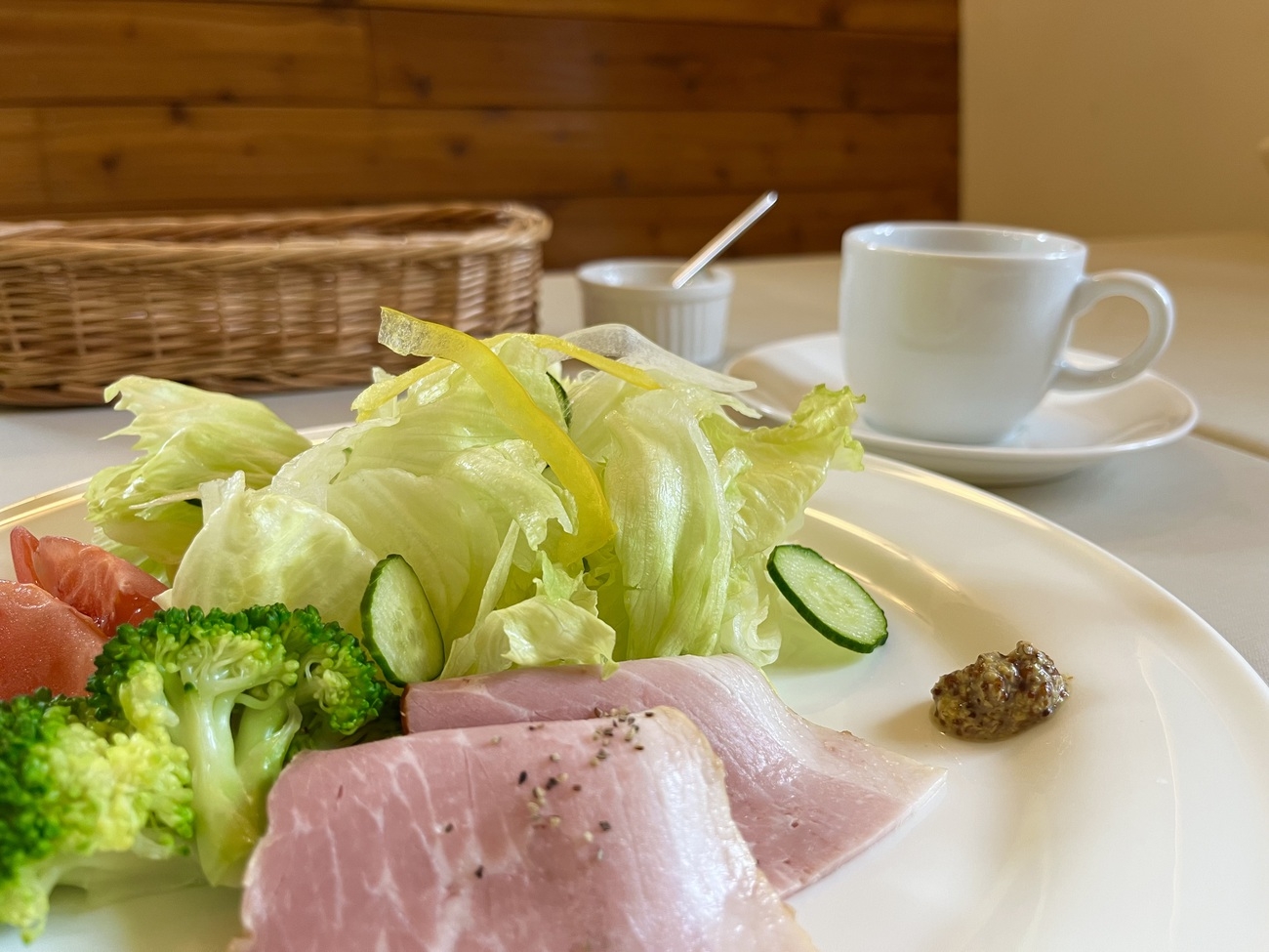 【一泊朝食付】森の時間を愉しむ　〜朝食のみプラン〜