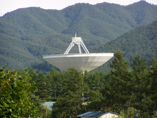 野辺山　国立宇宙観測所　パラボナアンテナ観測