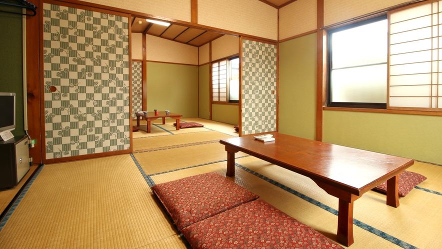 #客室一例 8畳2間　4～8名様でご利用いただける和室です。ご家族・グループでのご宿泊におすすめ！　